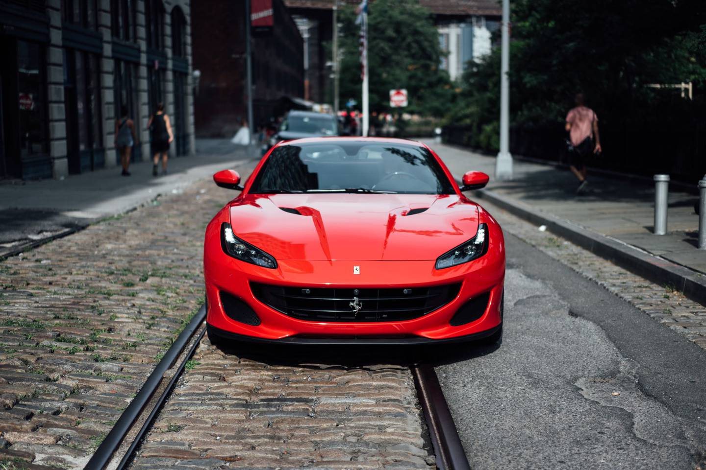 Foto referencial de un Ferrari Portofino.