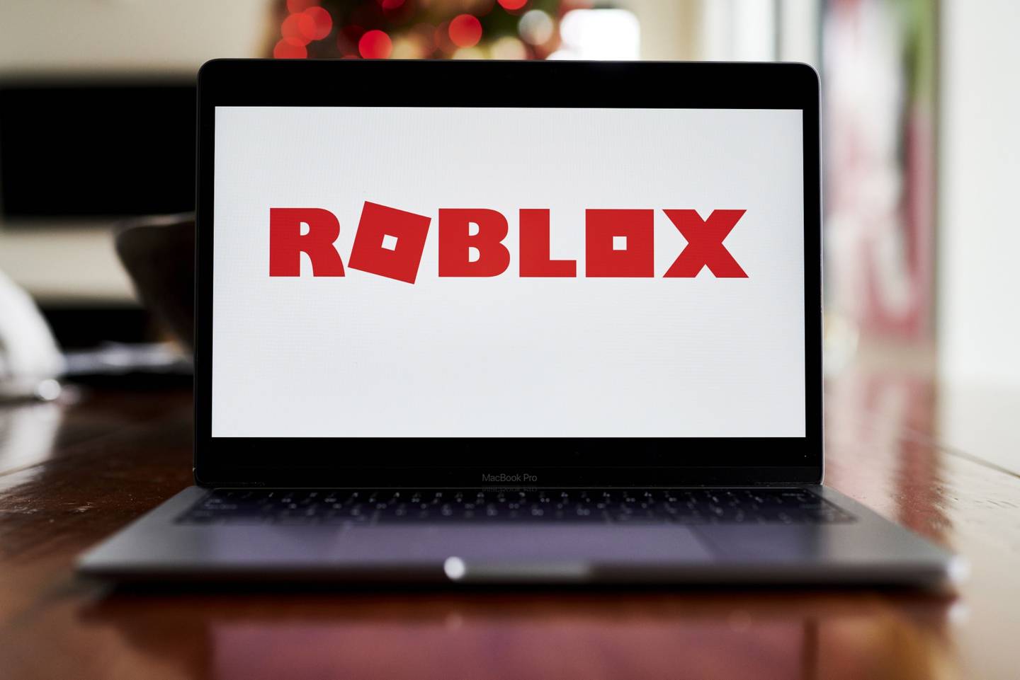 Señalización de Roblox Corp. en un ordenador portátil dispuesto en Little Falls, Nueva Jersey, Estados Unidos, el miércoles 9 de diciembre de 2020. Roblox diseña y desarrolla juegos en línea como juegos tridimensionales y tutoriales en Internet. Fotógrafo: Gabby Jones/Bloomberg