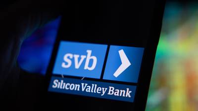 CEO de BlackRock dice que colapso de SVB revela fisura en el sistema financierodfd