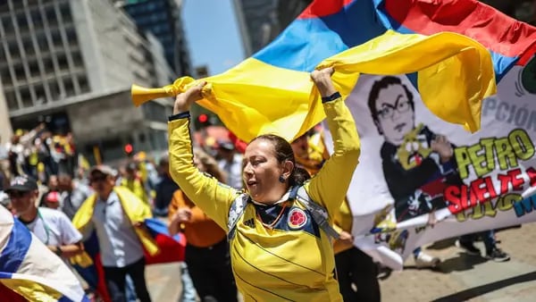 Ruido de la constituyente puede quitar velocidad a la bajada de tasas en Colombiadfd
