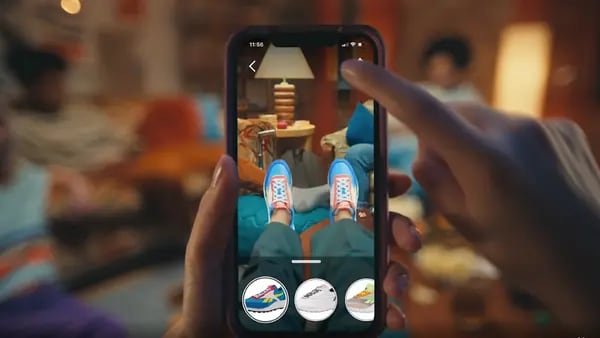 Realidad aumentada y moda: Amazon lanzó un probador virtual de zapatillasdfd