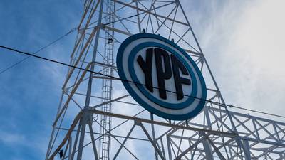 YPF supera expectativas en segundo trimestre y amplía su presupuesto para inversionesdfd