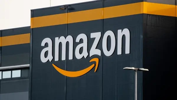 Qué aprender de Amazon que se endeudó con tasas altas y superó la crisis del .comdfd