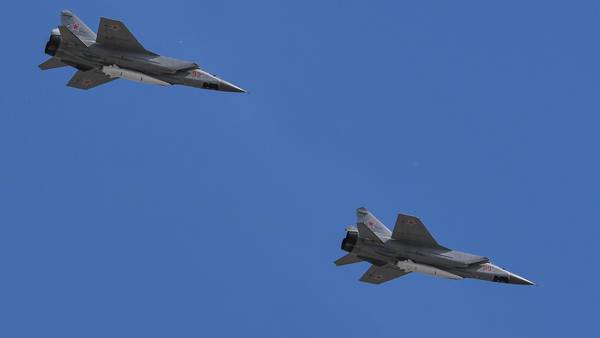 Turquía cierra su espacio aéreo a los aviones rusos que vuelan a la guerra de Siriadfd