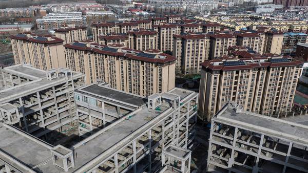 China se lanza al rescate de su debilitado sector inmobiliariodfd