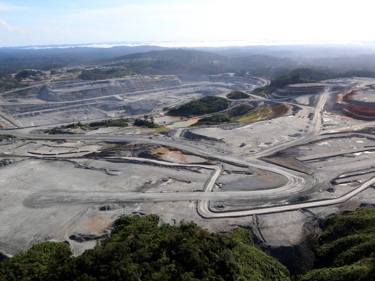 En 13 mil 600 hectáreas de concesión, Minera Panamá- filial de First Quantum Minerals- mantiene la única operación metálica activa en Panamá.