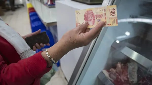 Salario mínimo en México aumenta a 207.44 pesos diarios para 2023dfd