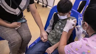 Pfizer declarou que a vacina da Covid desenvolvida com a BioNTech foi 90,7% eficaz contra casos sintomáticos em crianças de 5 a 11 anos