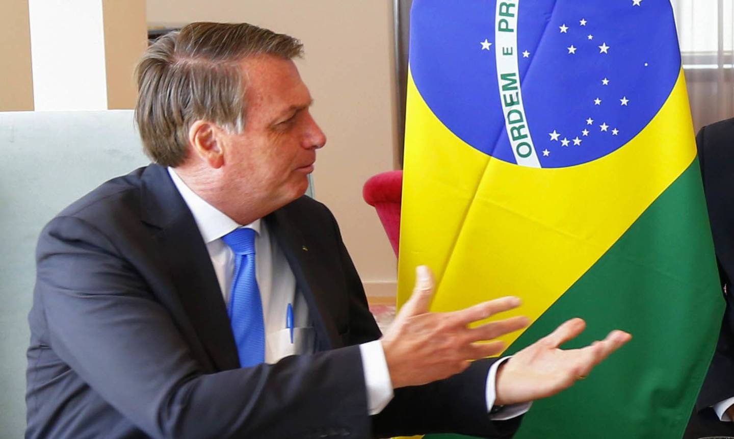 Com Bolsonaro pressionando por mais dinheiro, o acordo foi romper o limite de gastos temporariamente enquanto o governo encontra uma fonte permanente de financiamento para o Auxilio Brasil