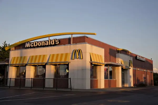 Un restaurante de McDonald's Corp. en Illinois, Estados Unidos, el lunes 20 de julio de 2015
