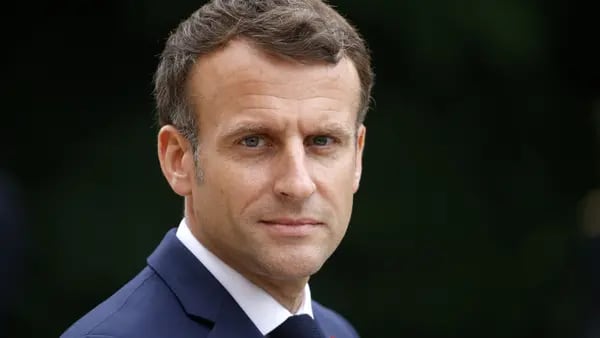 Macron: Estado francés debe tomar control de algunas empresas de energíadfd