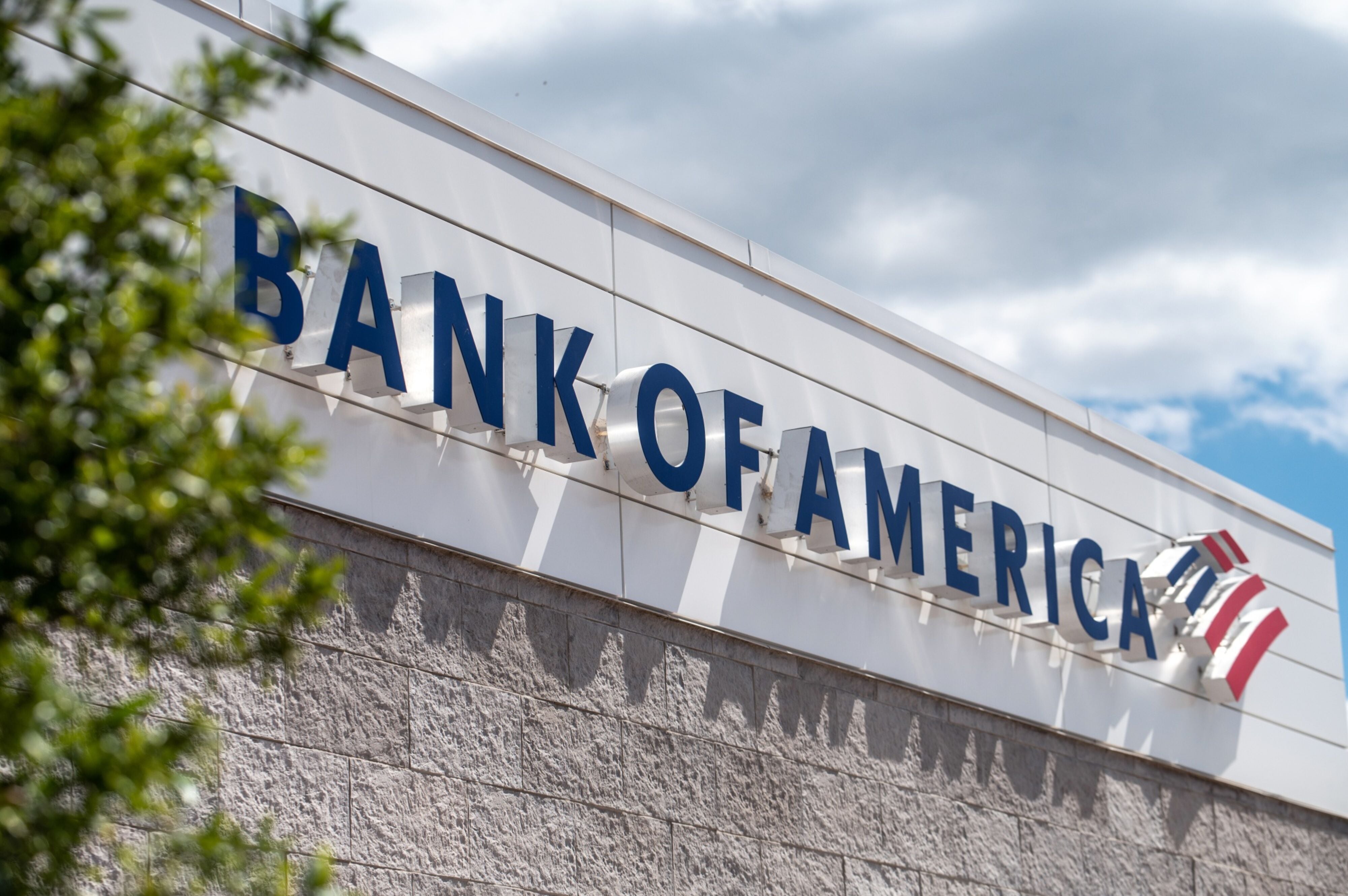<strong>Bank of América es uno de los bancos donde se puede retirar dinero en efectivo con la tarjeta EBT sin ninguna comisión extra. Foto: Bloomberg</strong> <strong>Bank of América es uno de los bancos donde se puede retirar dinero en efectivo con la tarjeta EBT sin ninguna comisión extra. Foto: Bloomberg</strong>