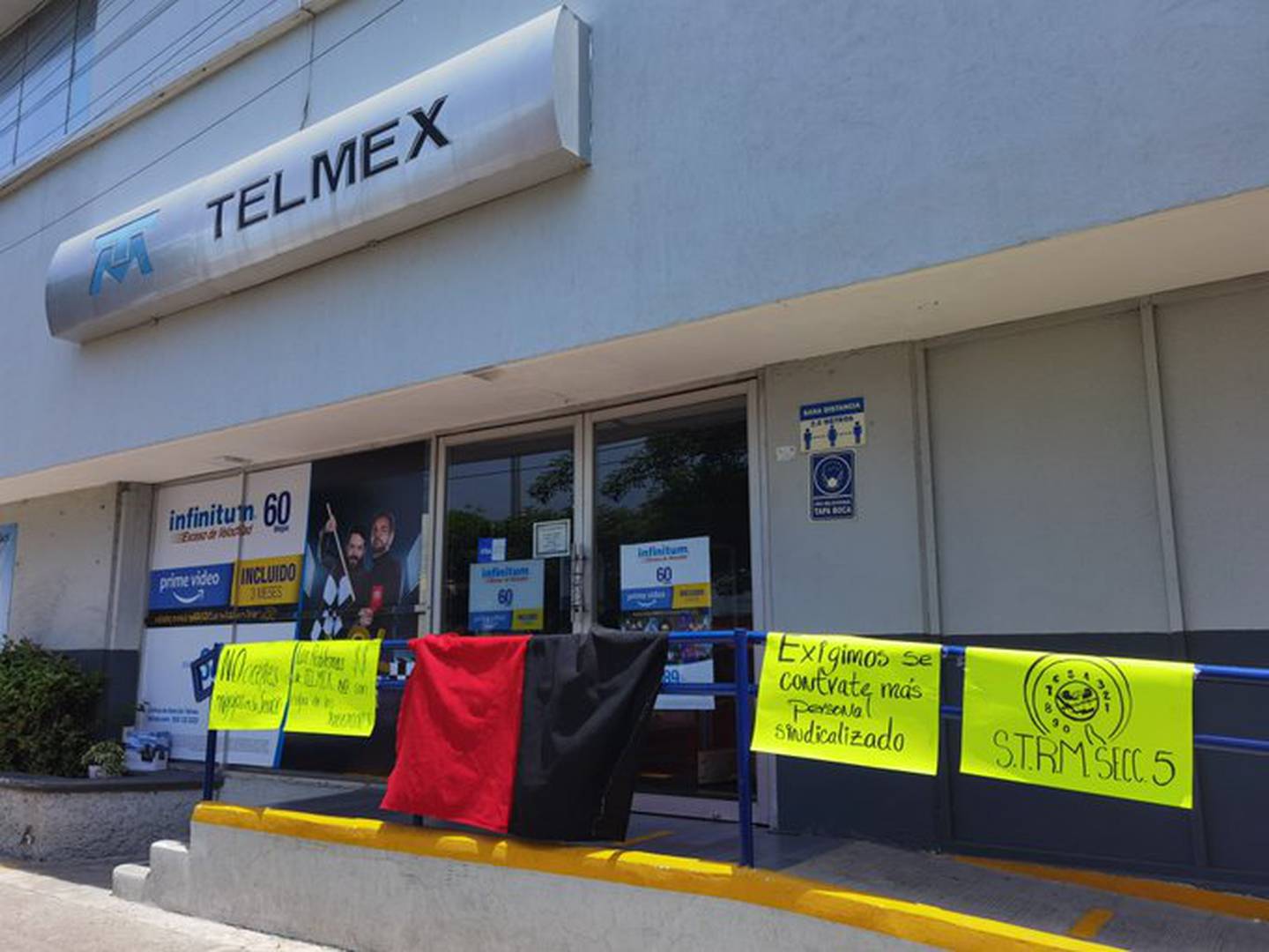El sindicato de Telmex estalló la huelga a las 12:00 horas del jueves 21 de julio de 2022. (Cortesía: @SoyArmandoSup)