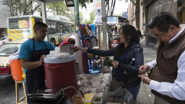 Ingreso de los hogares en México repunta 11% en 2022 tras pandemiadfd