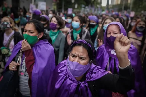 Manifestaciones durante el día internacional de la mujer en Bogotá.