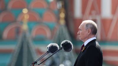 Putin ordena reforzar defensas aéreas de Moscú tras ataques con dronesdfd