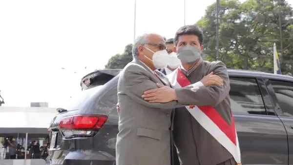 Vacancia presidencial Perú: Castillo se fue del Congreso; Parlamento debate destitucióndfd