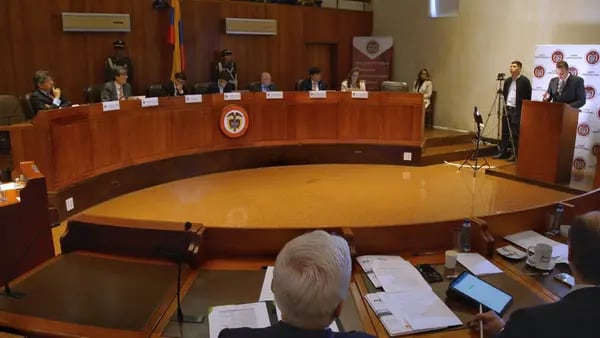 Presidente Petro presentó al Senado su terna para magistrado de la Corte Constitucionaldfd