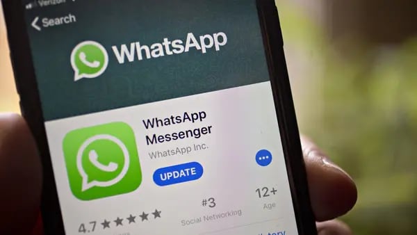 Apple retira WhatsApp de su tienda en China a instancias de Pekíndfd