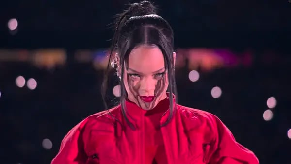 Rihanna en el show de medio tiempo del Super Bowl 2023