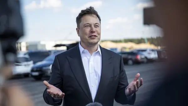 Musk defiende el pago por US$55.000 millones que le hizo Tesla y habla de Twitterdfd