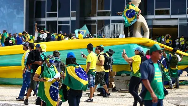 A un año de disturbios por derrota de Bolsonaro, derecha de Brasil busca cambio de imagendfd