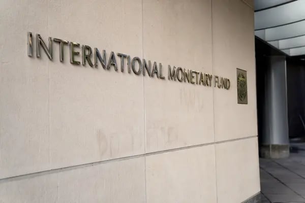 Las 12 observaciones del FMI sobre la economía colombiana y los planes de Petro