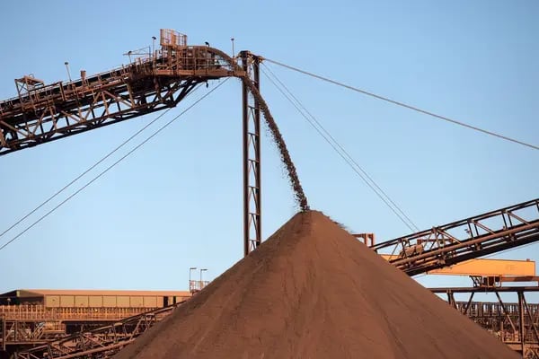 Operação de minério de ferro da Fortescue Metals Group na Austrália