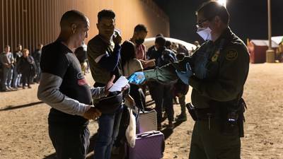 Plan de Biden para migrantes venezolanos no arreglará problemas en la fronteradfd