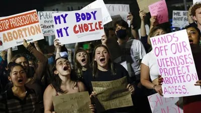 A decisão anularia o direito ao aborto e permitiria que estados passem a decidir, de forma individual, sobre a legalidade do procedimento