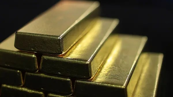 Rusos compran oro para poner a salvo sus ahorros tras colapso del rublodfd
