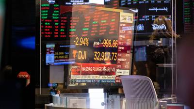 Wall Street se recupera y anota ganancias; bolsas de LatAm cierran mixtasdfd
