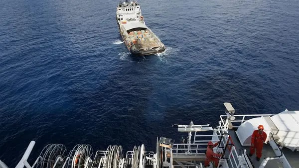 Pemex reactiva exportaciones de petróleo superligero después de seis añosdfd