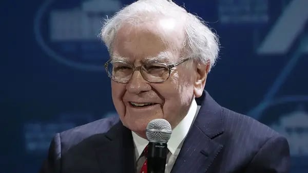 Warren Buffett faz elogio a empresas japonesas do seu portfólio e impulsiona açõesdfd