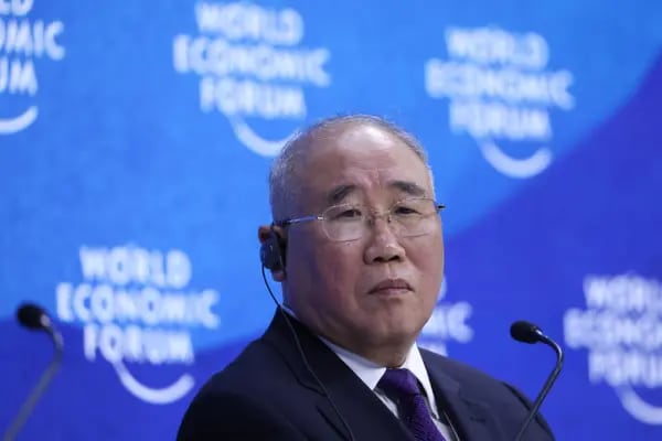 Xie Zhenhua, principal enviado de China para el cambio climático, pidió más ayuda a los países en desarrollo