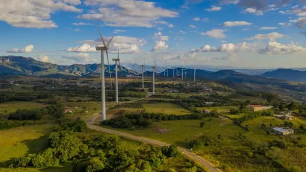 Guatemala busca alcanzar hasta un 80% en energías renovables con nueva licitacióndfd