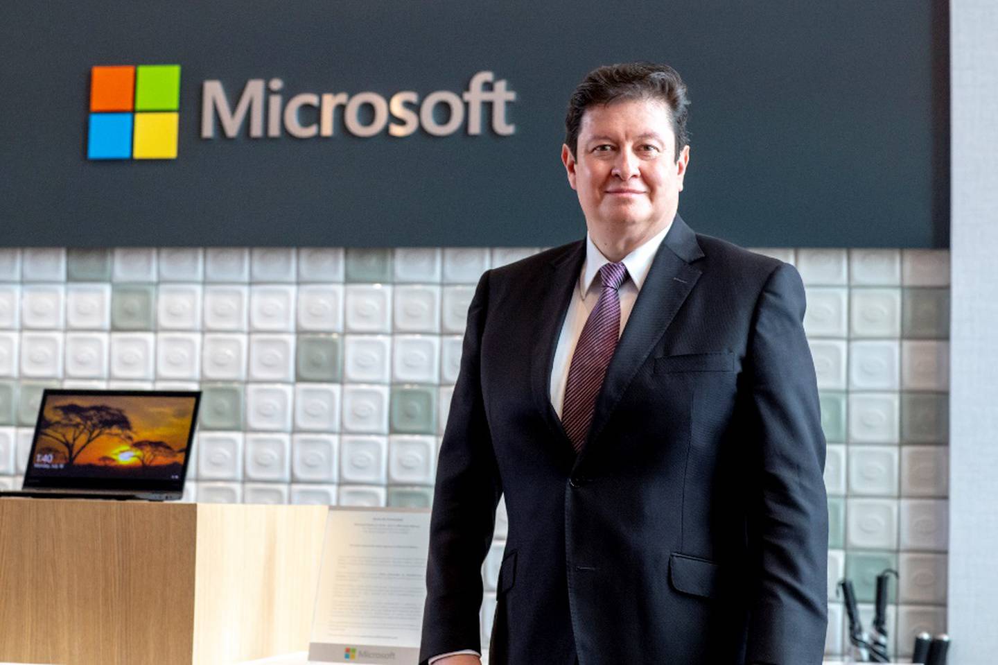 Rafael Sánchez Loza, director general de Microsoft Méxicodfd