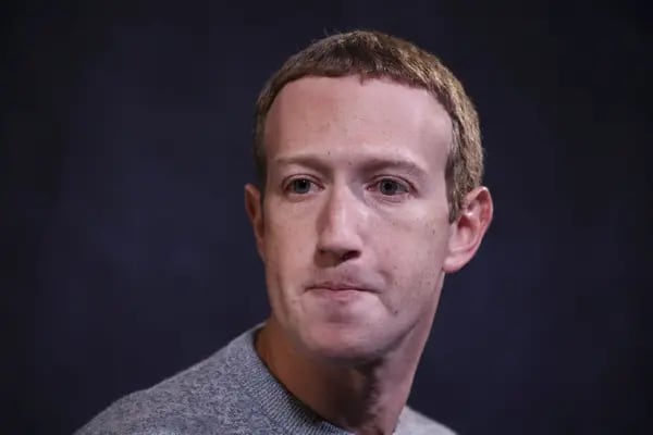 Perú: Un juzgado cita a Mark Zuckerberg por demanda de un ex usuario de Facebook.