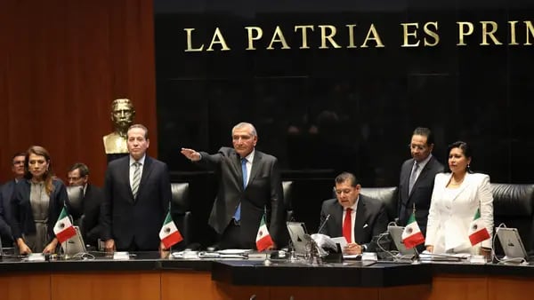 Gobierno de México espera acabar con autoabasto eléctrico en octubre; Iberdrola elige juiciodfd