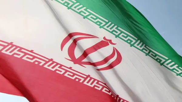 Oleada diplomática sugiere nuevo impulso hacia acuerdo nuclear con Irándfd