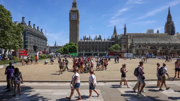 Reino Unido alcanza temperatura más alta desde que se llevan registrosdfd