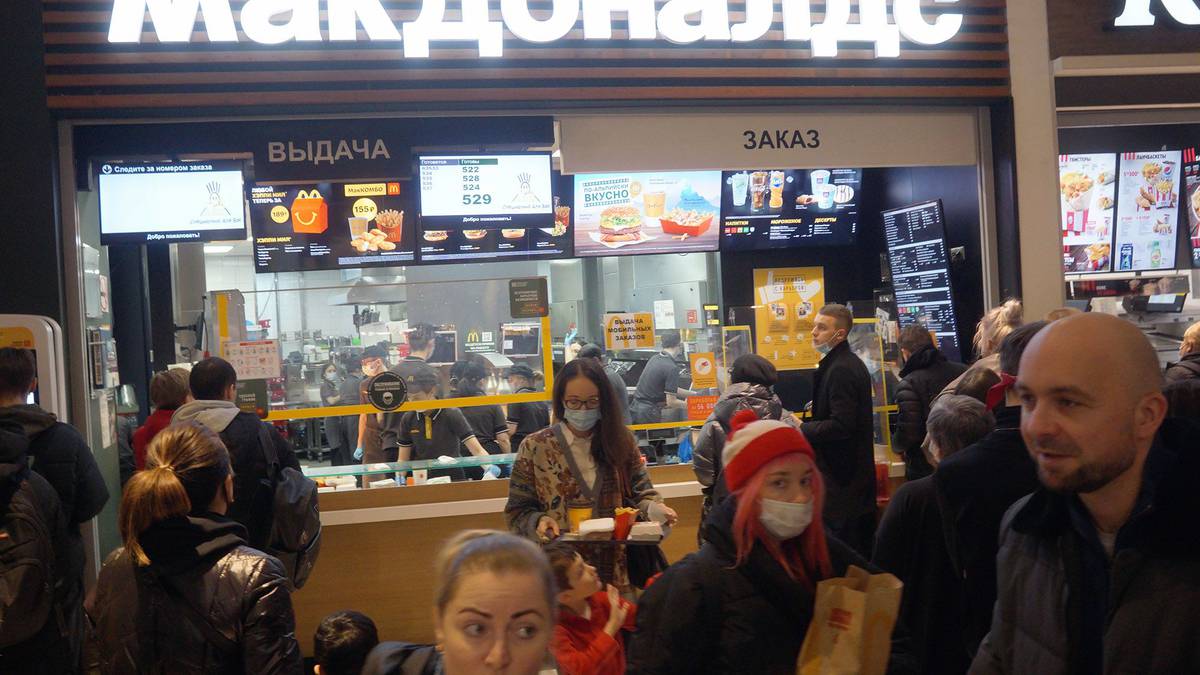 McDonald’s abandona Rusia y crece el aislamiento del país tras la invasióndfd