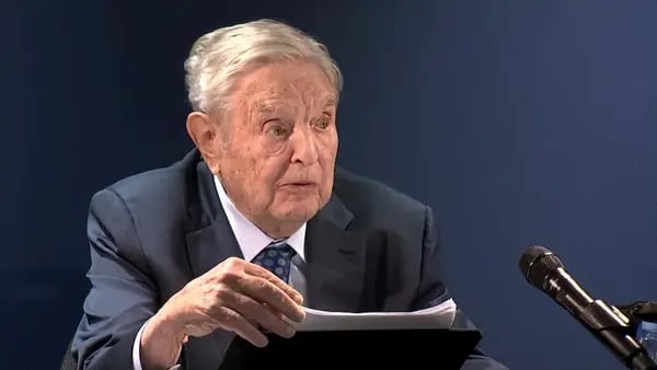 George Soros diz que a invasão russa da Ucrânia "abalou a Europa profundamente" e pode levar à próxima guerra mundial