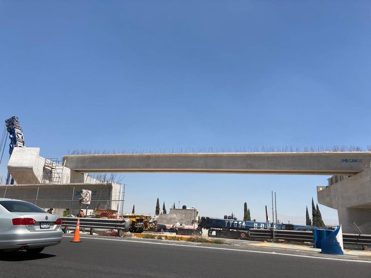 Works that form part of the viaduct that will provide access from the Mexico City–Pachuca highway to Tonanitla, and which was among the first public-private sector infrastructure projects announced by the Mexican government in November 2019. (Photo: Zenyazen Flores)dfd