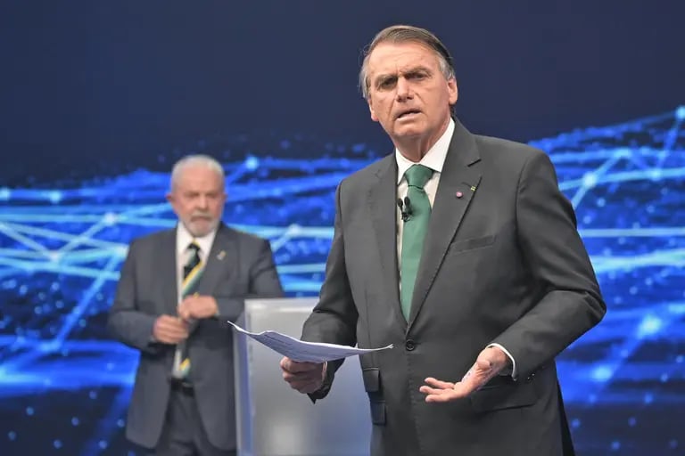 Bolsonaro defendeu que o Auxílio Brasil tenha valor de R$ 600 também em 2023, com nova fonte para bancá-lodfd