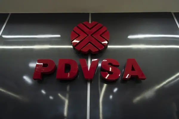 Venezuela detiene a funcionarios de PDVSA por corrupción