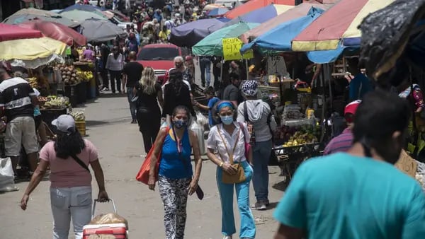 Salario mínimo en Venezuela: centrales piden aumentos de más 3.000% dfd