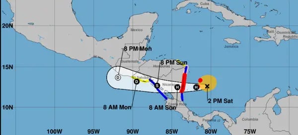 Trayectoria de la tormenta tropical Julia, que podría convertirse en huracán según el Centro Nacional de Huracanes de Estados Unidos