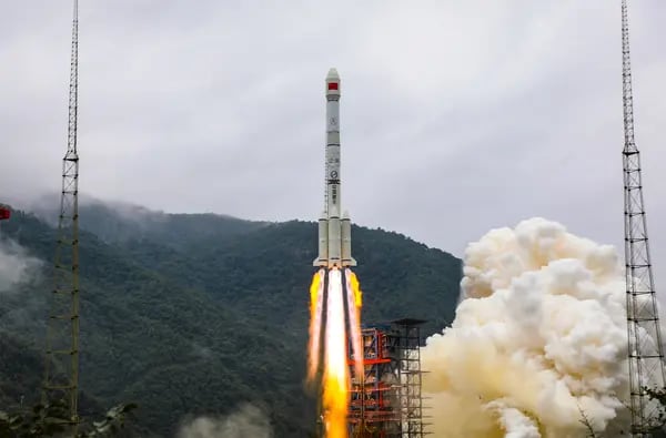 China lanza el satélite Shijian-21
