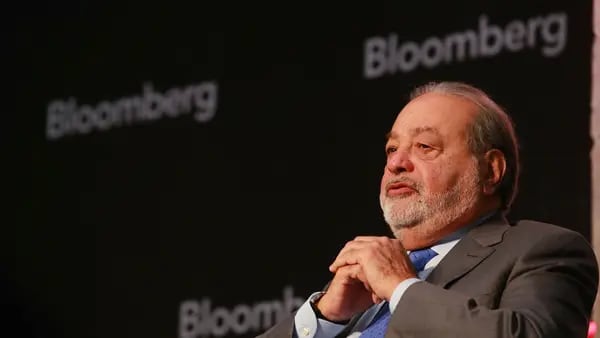 Carlos Slim’s Inbursa Pulls Out of Bidding for Banamexdfd